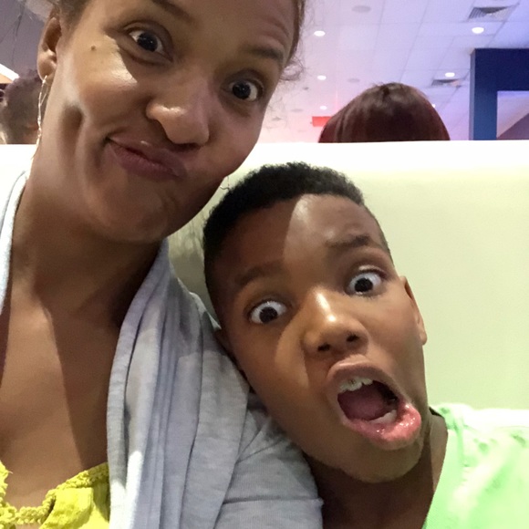 Meet your Posher, Laddavan - Picture 5 of 7